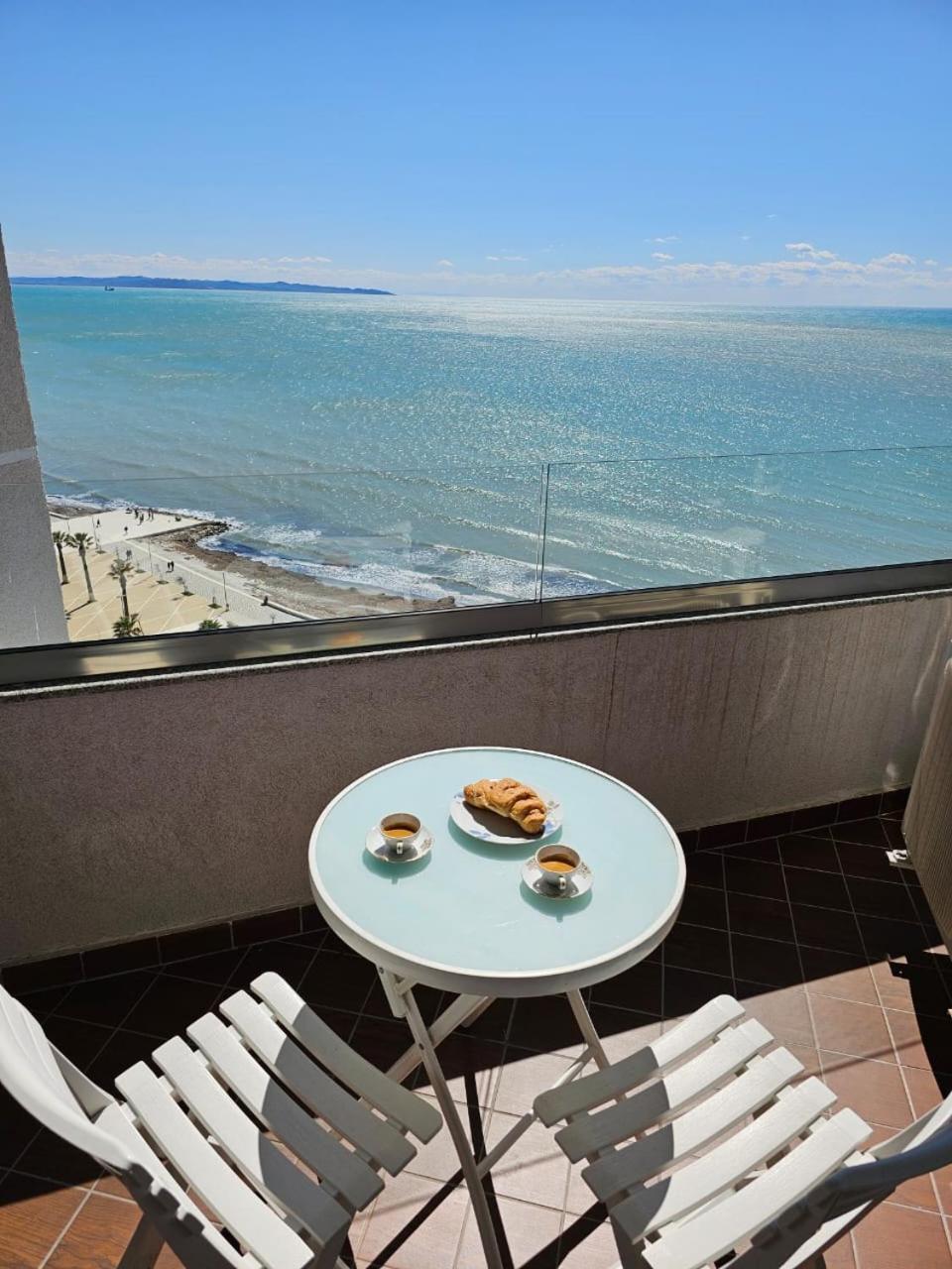 Sky & Sea View Luxury Apartments Durrës Exterior foto